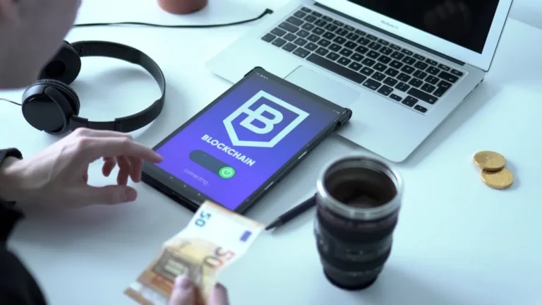 How to Build an Online Art Portfolio That Gets Attention